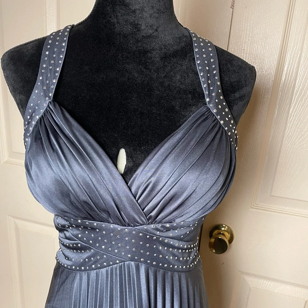 Betsy & Adam Strappy Beaded Maxi Prom/Bridesmaid Dress Size 6 - Picture 4 of 8